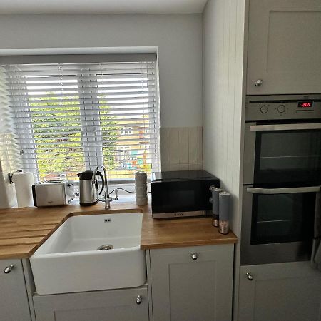 A Luxury 2 Bedroom Apartment Μπάρνετ Εξωτερικό φωτογραφία