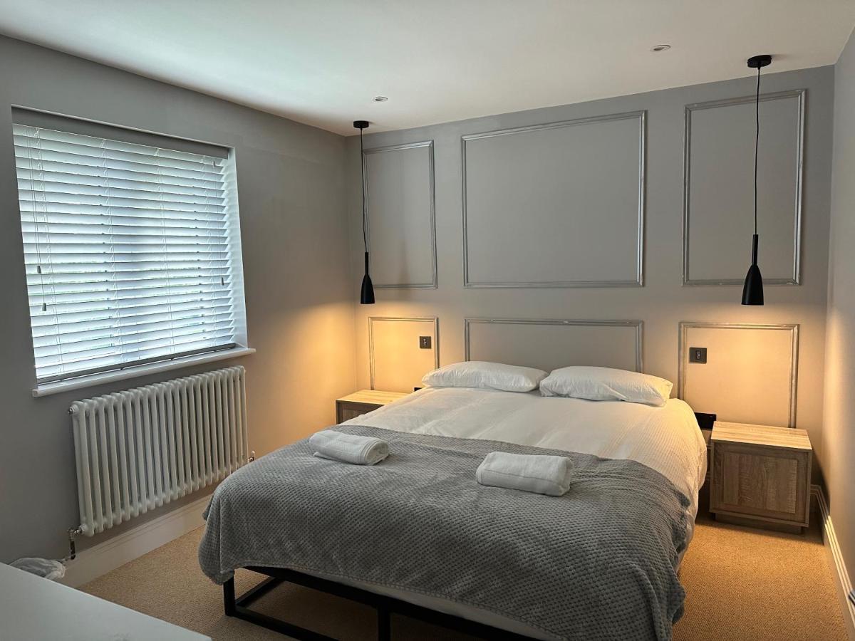 A Luxury 2 Bedroom Apartment Μπάρνετ Εξωτερικό φωτογραφία