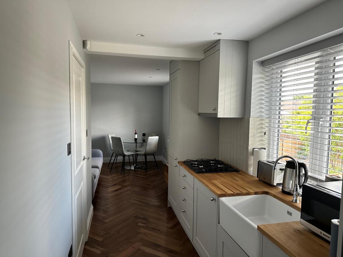 A Luxury 2 Bedroom Apartment Μπάρνετ Εξωτερικό φωτογραφία